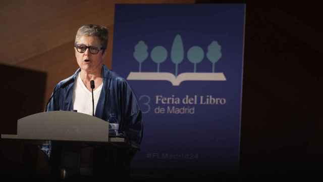 La directora de la Feria del Libro de Madrid, Eva Orúe interviene en la presentación de la 83 edición de la Feria del Libro de Madrid, este miércoles. Foto: Sergio Pérez / EFE