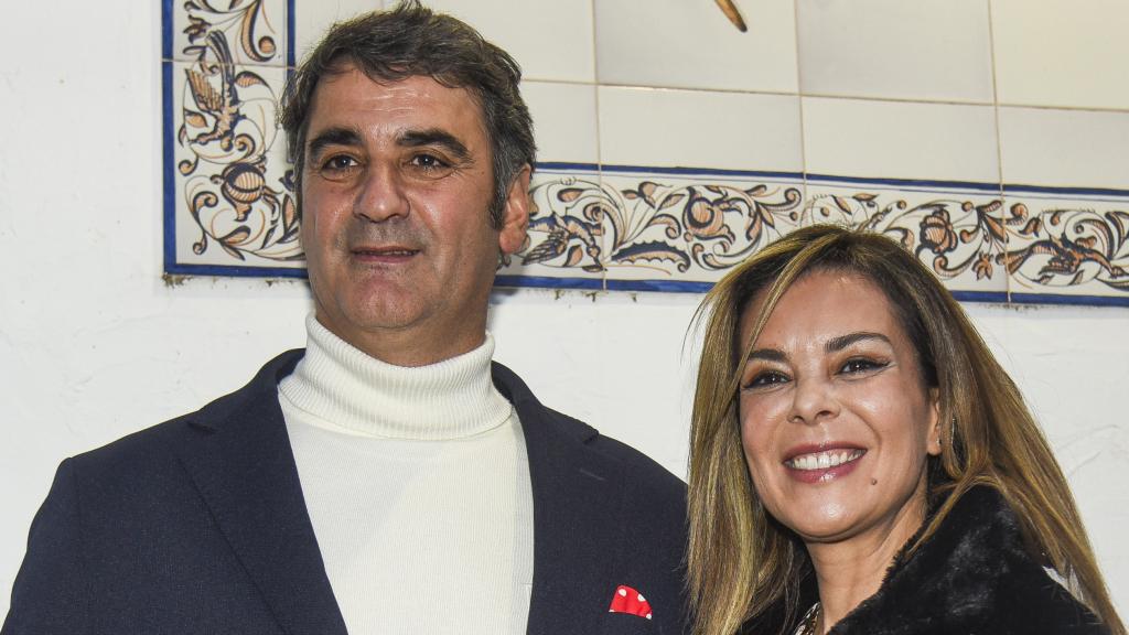 Jesulín de Ubrique y María José Campanario en una fotografía tomada en Sevilla, en enero de 2024.