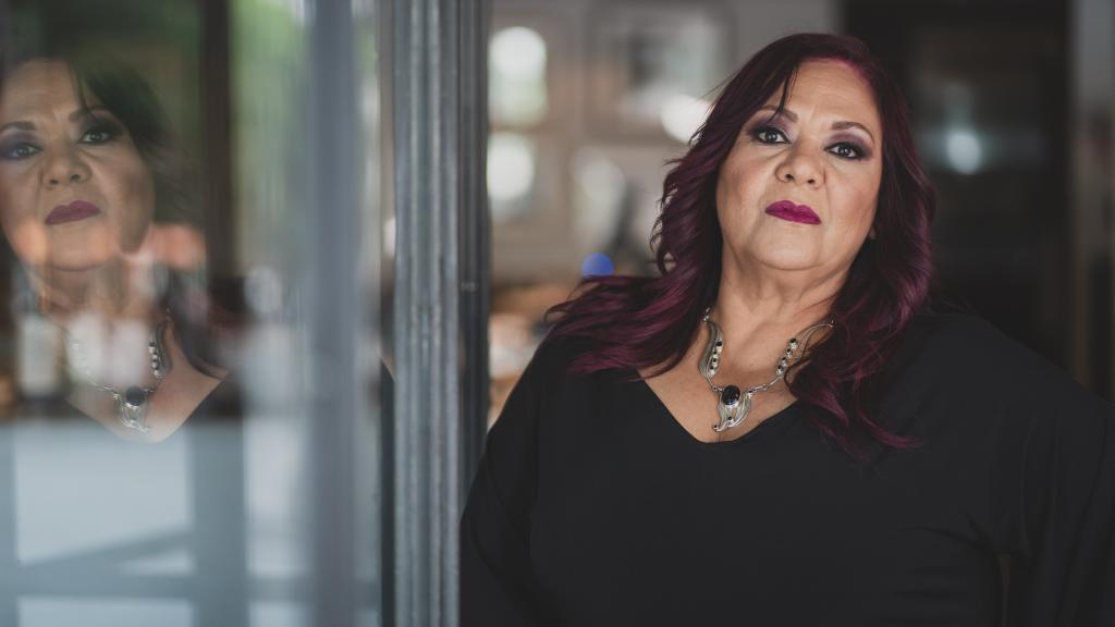 La artista Edith Salazar, que acaba de publicar su nuevo tema, 'Orgullosa'.