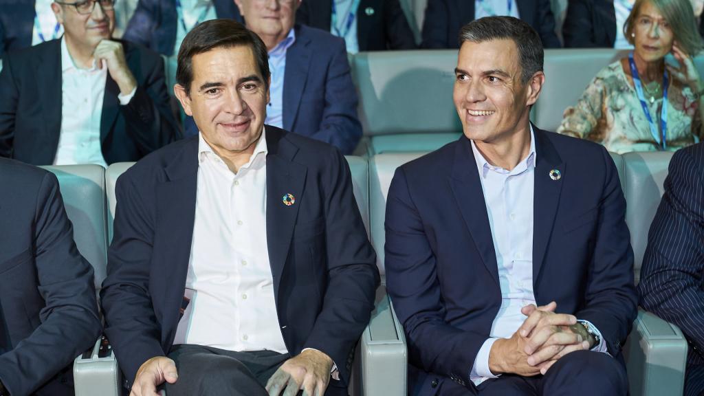 Carlos Torres, presidente del BBVA, y Pedro Sánchez, presidente del Gobierno.