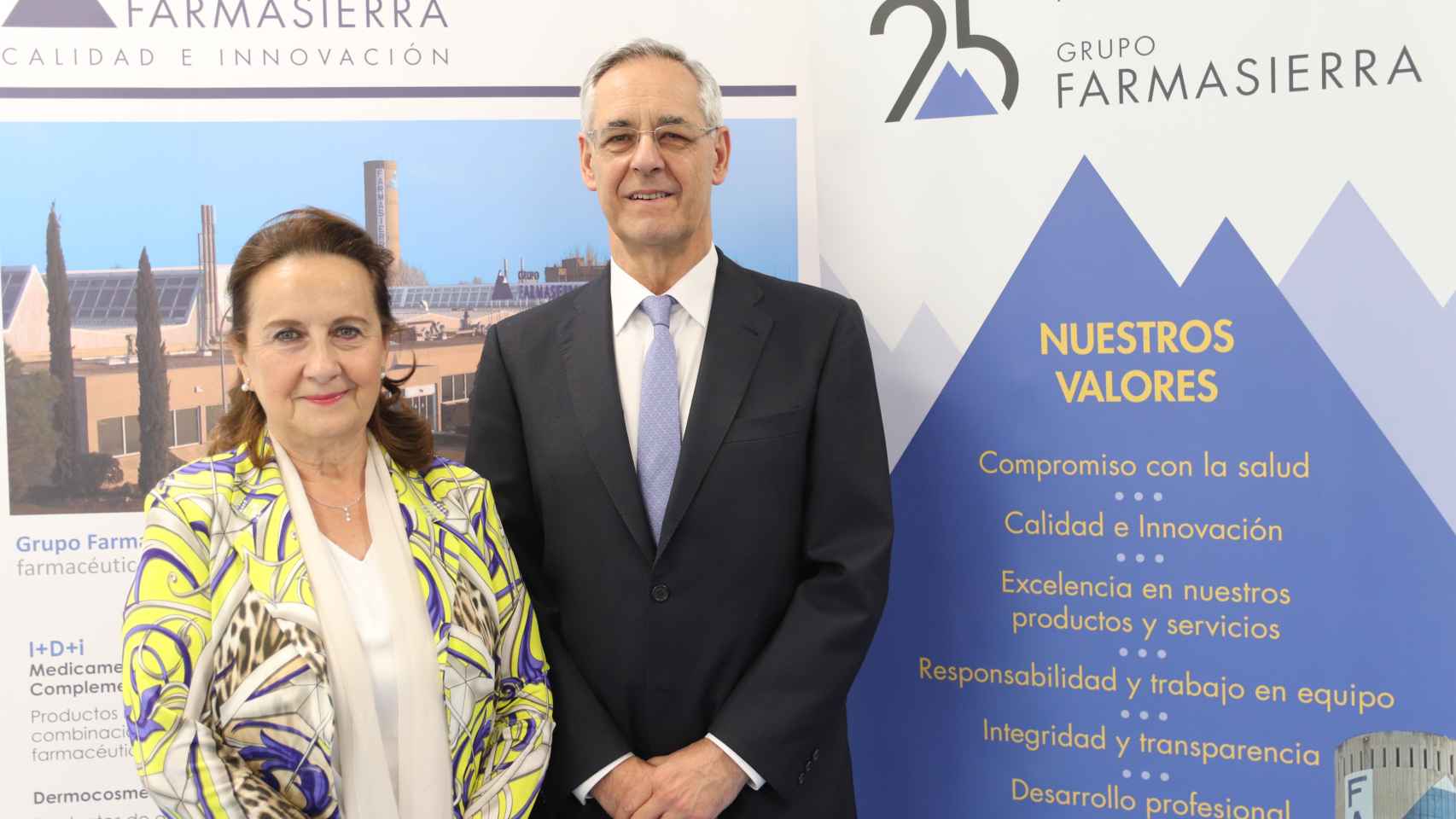 Ana Ortiz y Tomás Olleros, gerente del Área de Salud y presidente del grupo Farmasierra, respectivamente.