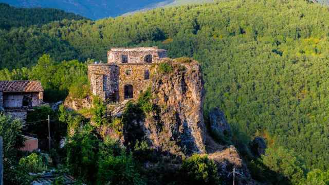 Partes de la ruta de senderismo de Aragón conocida como la 'Provenza francesa'.