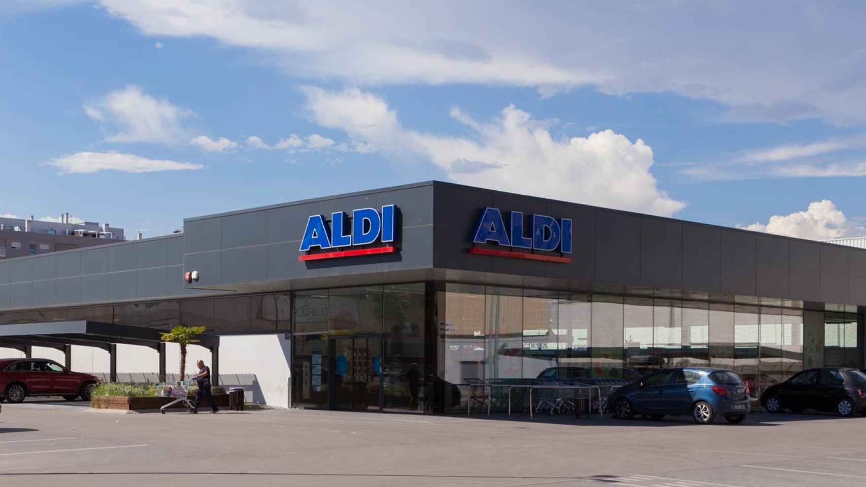 Fachada Aldi.