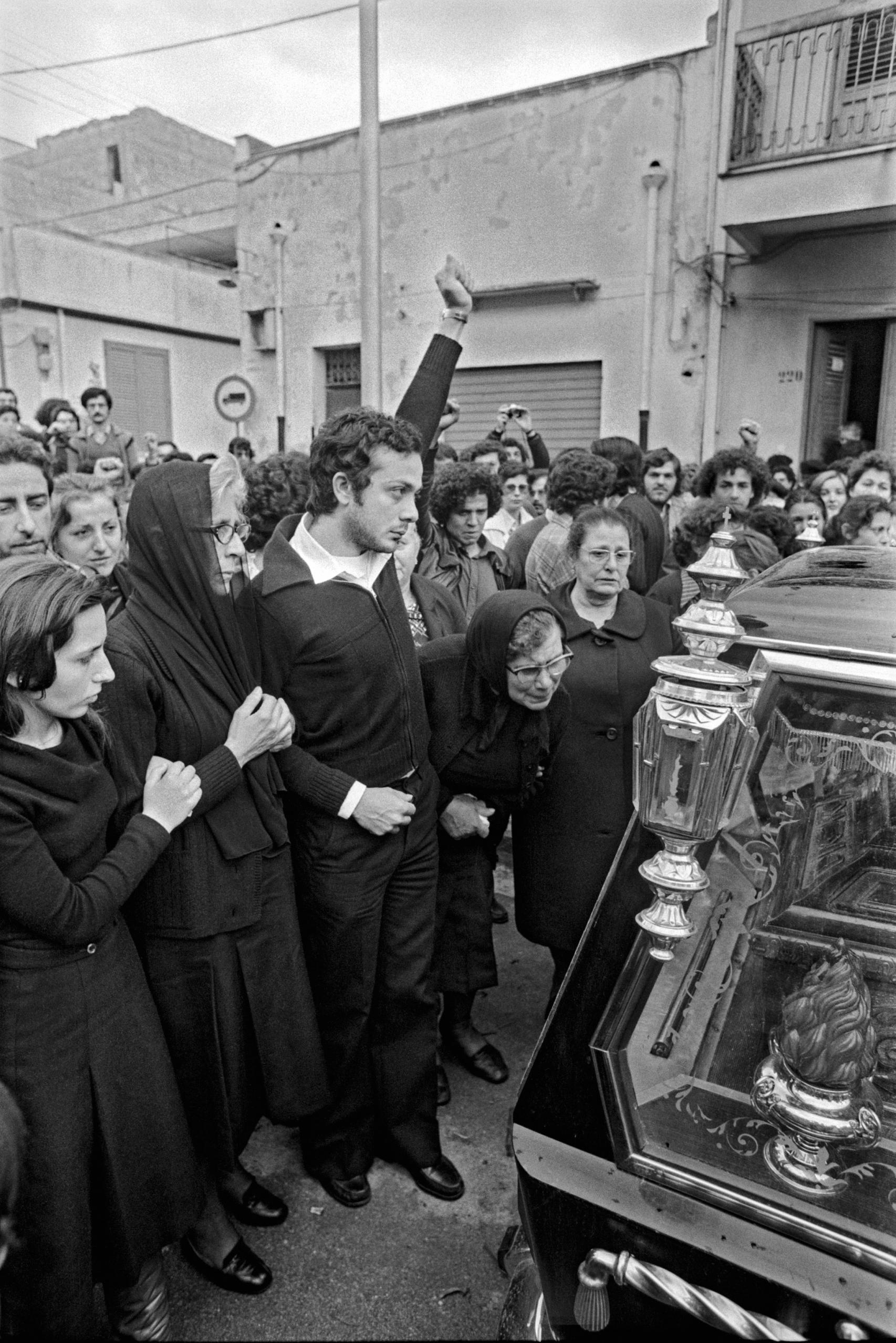 Funeral de Giuseppe Impastato, militante comunista asesinado por la mafia. Cinisi, Palermo, 1978. © Franco Zecchin
