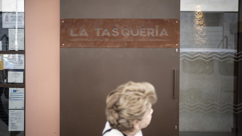 Entrada de La Tasquería de Javi Estévez.