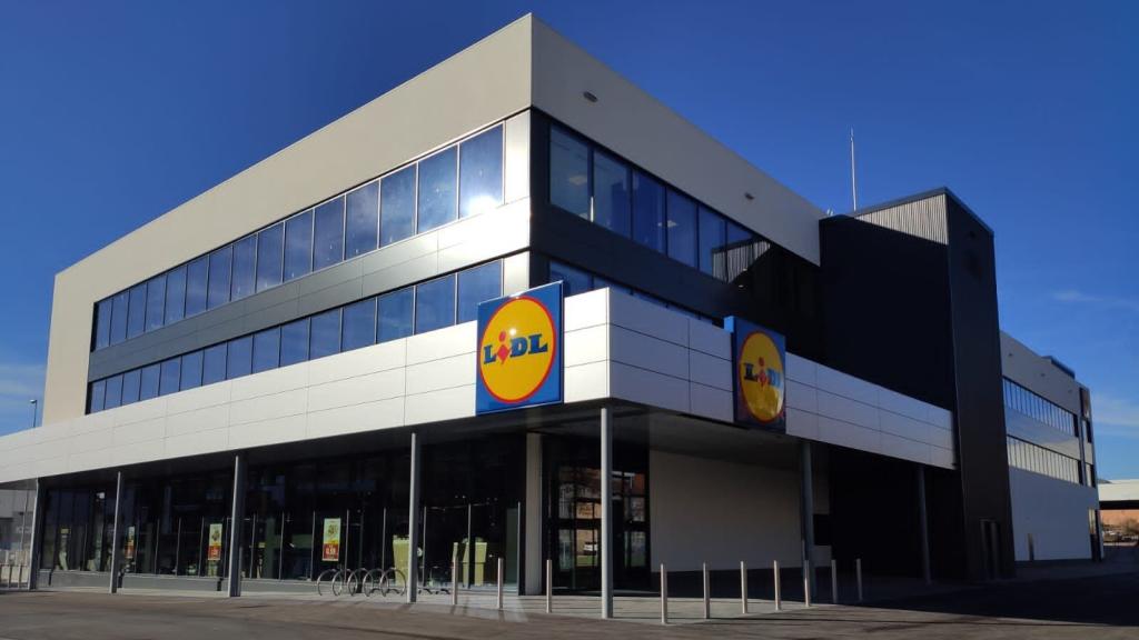 Fachada Lidl.