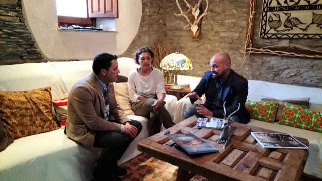 Visita de Figueredo al hotel rural La Encantada