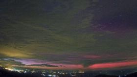 Aurora boreal captada desde las cámaras del Observatorio Astronómico de Calar Alto, en Almería.