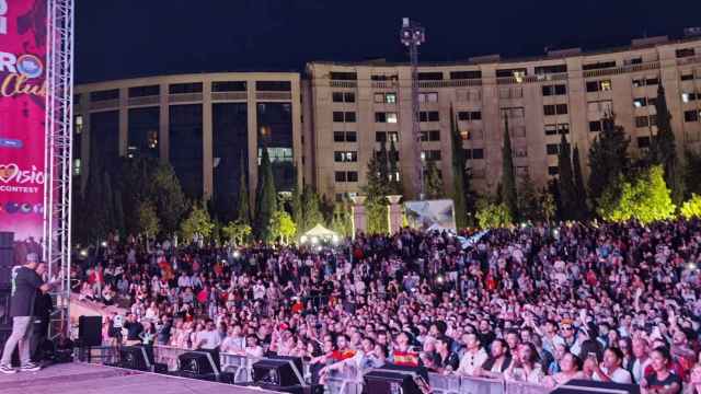 El público en Benidorm durante la retransmisión de 'Zorra'.