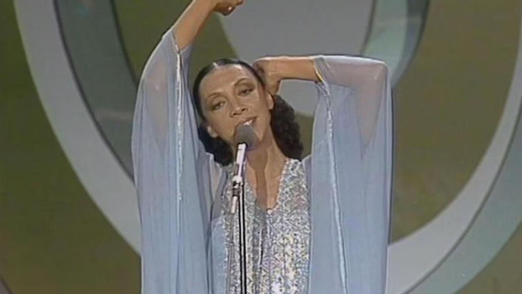 Betty Missiego interpretando 'Su canción en el Festival de Eurovisión de 1979.