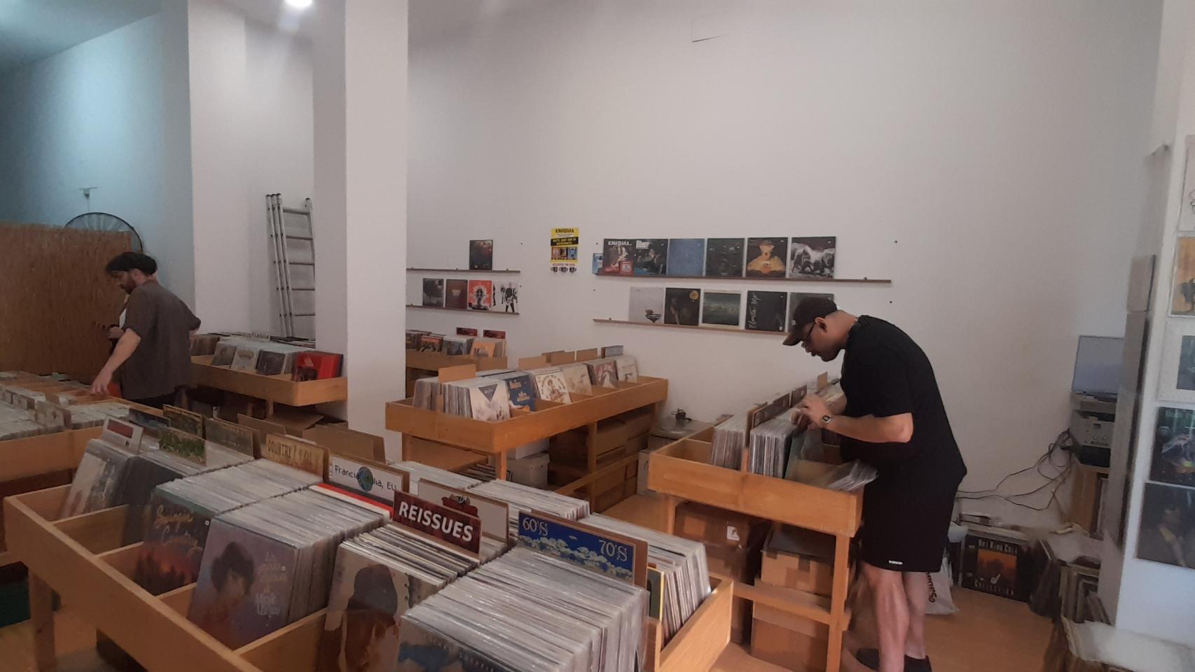 Tienda de vinilos de calle Ollerías.