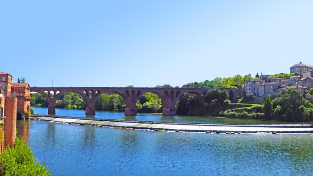 Río Duero atravesando la ciudad de Zamora.