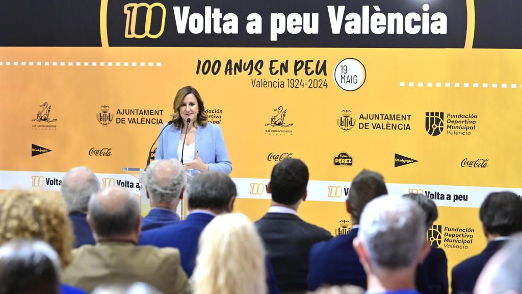 La alcaldesa de Valencia, María José Catalá, en la presentación de la 68 edición de la 'Volta a Peu'. EE