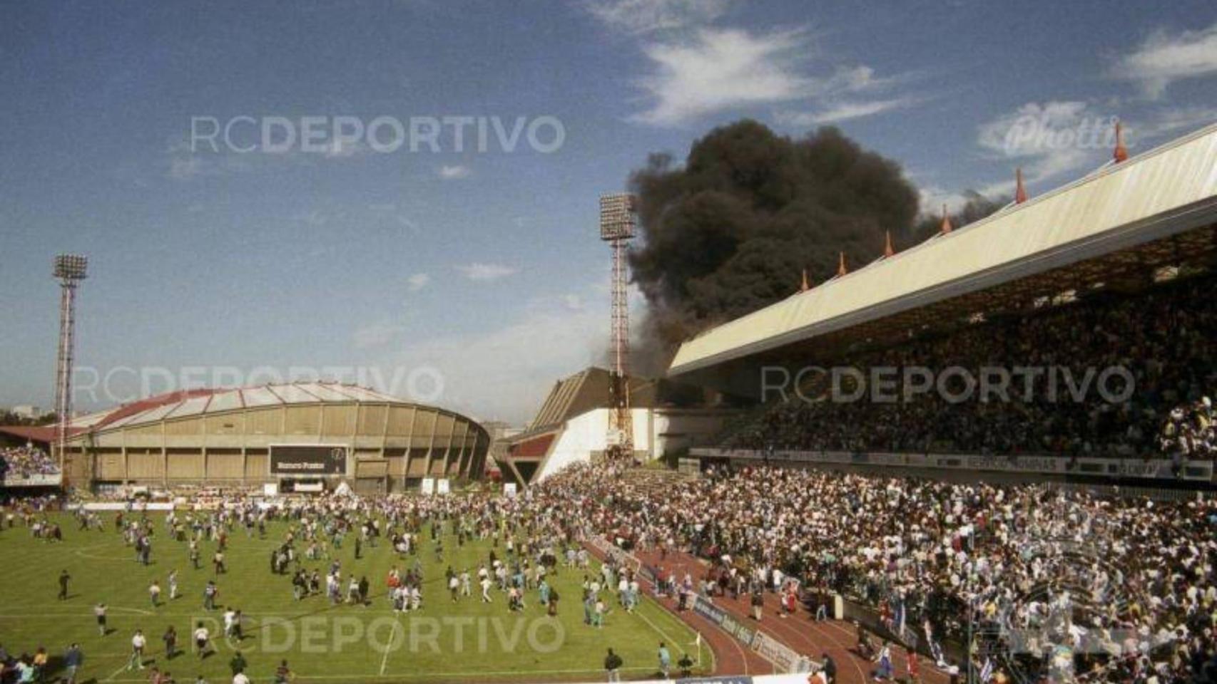 Incendio en el techo del estadio de Riazor en 1991