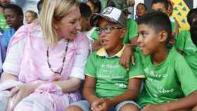 La consejera de Familia e Igualdad de Oportunidades, Isabel Blanco, visita a los niños saharauis y a sus familias de acogida en Castilla y León, que participan en el programa solidario 'Vacaciones en Paz'