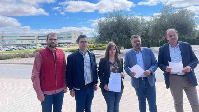 Diputados regionales del PP por Albacete y concejales del PP de Almansa.