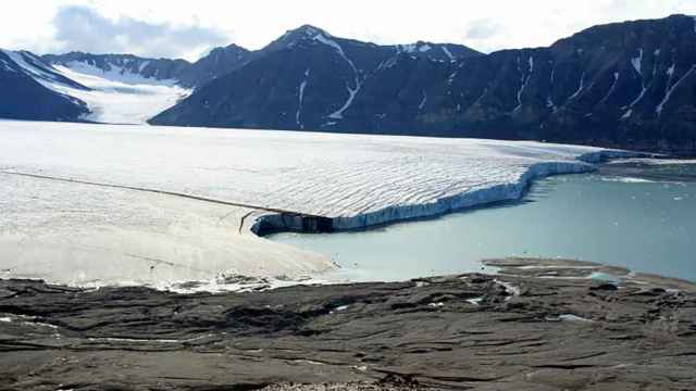 Søre Fagerfjord, el terreno que está a la venta por casi 300 millones de euros en el Ártico.