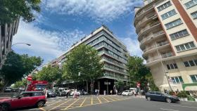 Edificio ubicado en el número 57 de la calle José Abascal, en Chamberí.