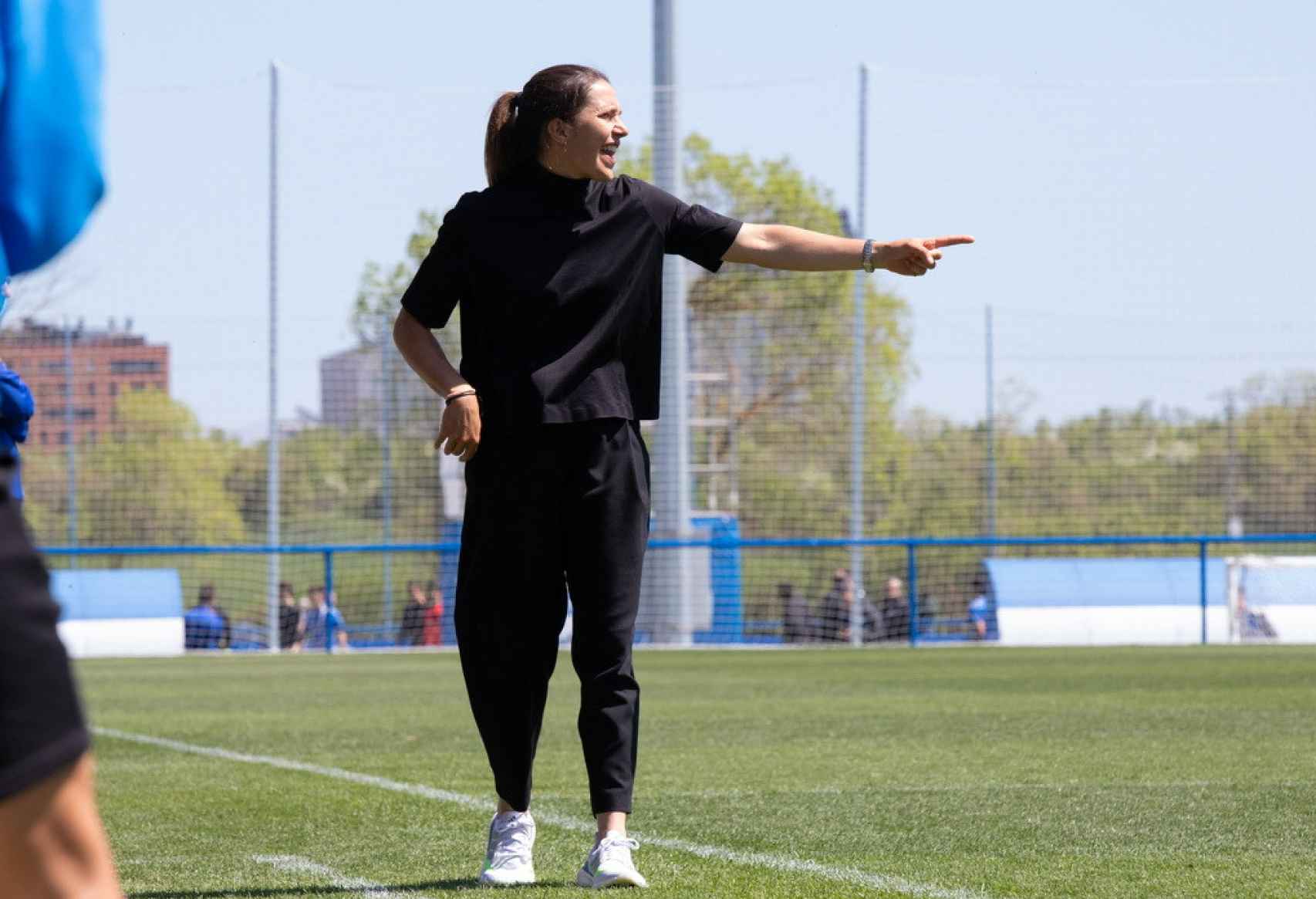 Andrea Esteban, entrenadora del Deportivo Alavés Femenino