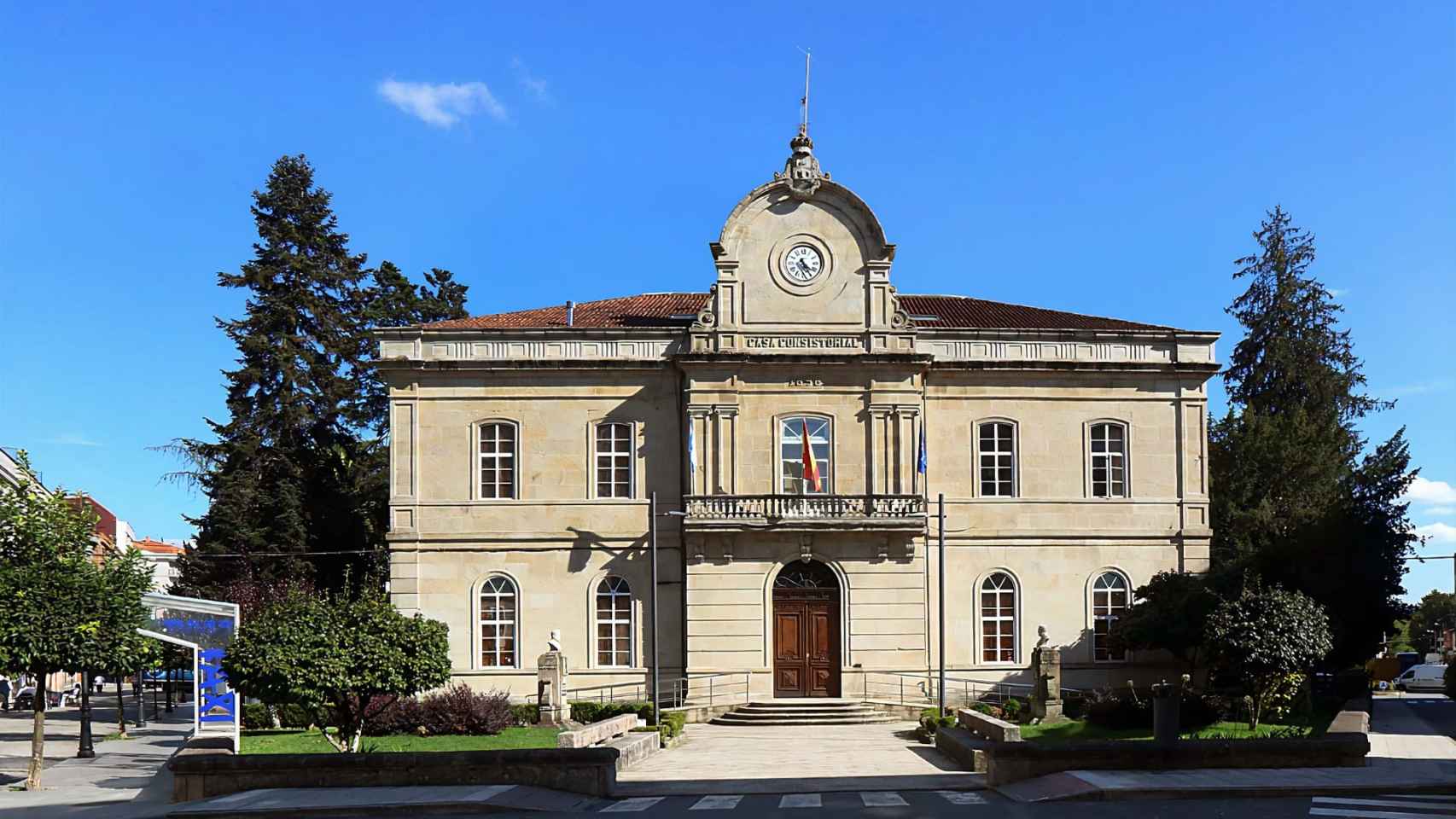 Ayuntamiento de Ponteareas.