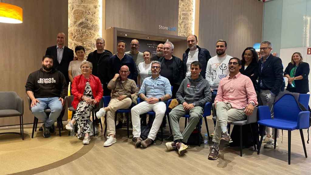 Encuentro en Vigo de chefs locales con Ferran Adriá.