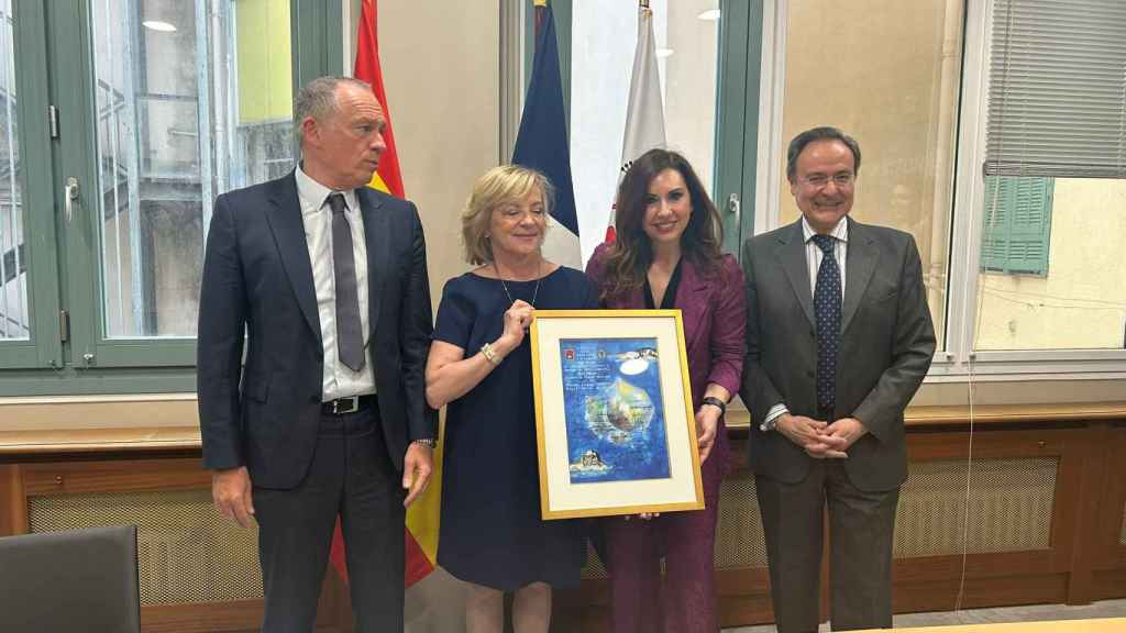 La concejala Ana Poquet en la presentación de la nueva campaña de promoción en el sur de Francia.