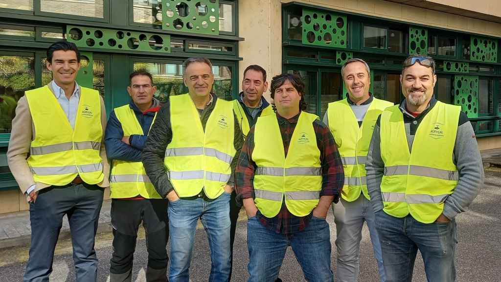 Miembros de la Organización creada por agricultores y ganaderos libres para defender el medio rural Agrygal