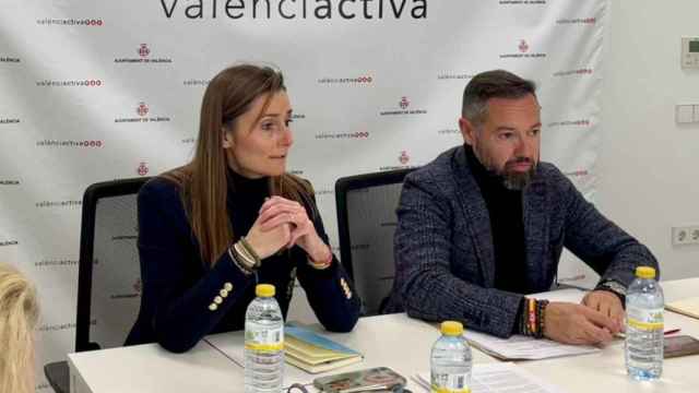Cecilia Herrero y Juanma Badenas, concejales de Emprendimiento y Empleo y Formación de Valencia.