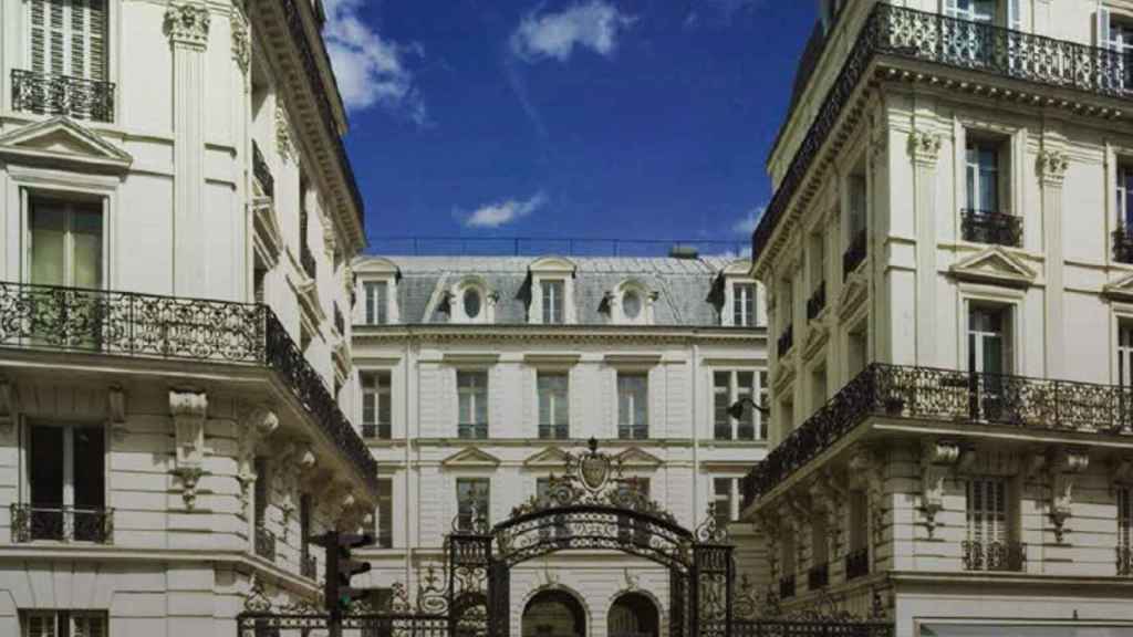 Fachada del edificio de Condorcet de Colonial.