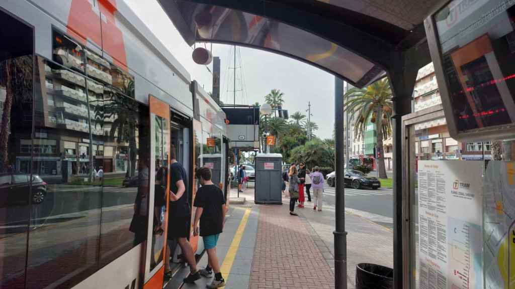 El Campeonato Autonómico de Triatlón modifica este finde la línea 5 del TRAM d'Alacant