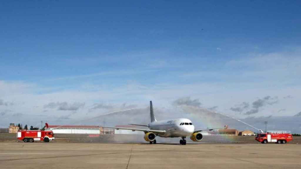 Primer vuelo de Vueling a Villanubla