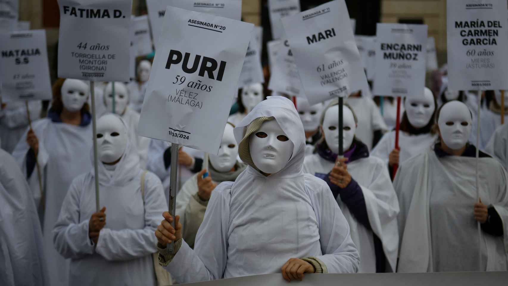 Grupos feministas se concentran por los últimos asesinatos machistas en un acto en Madrid el pasado mes de marzo.