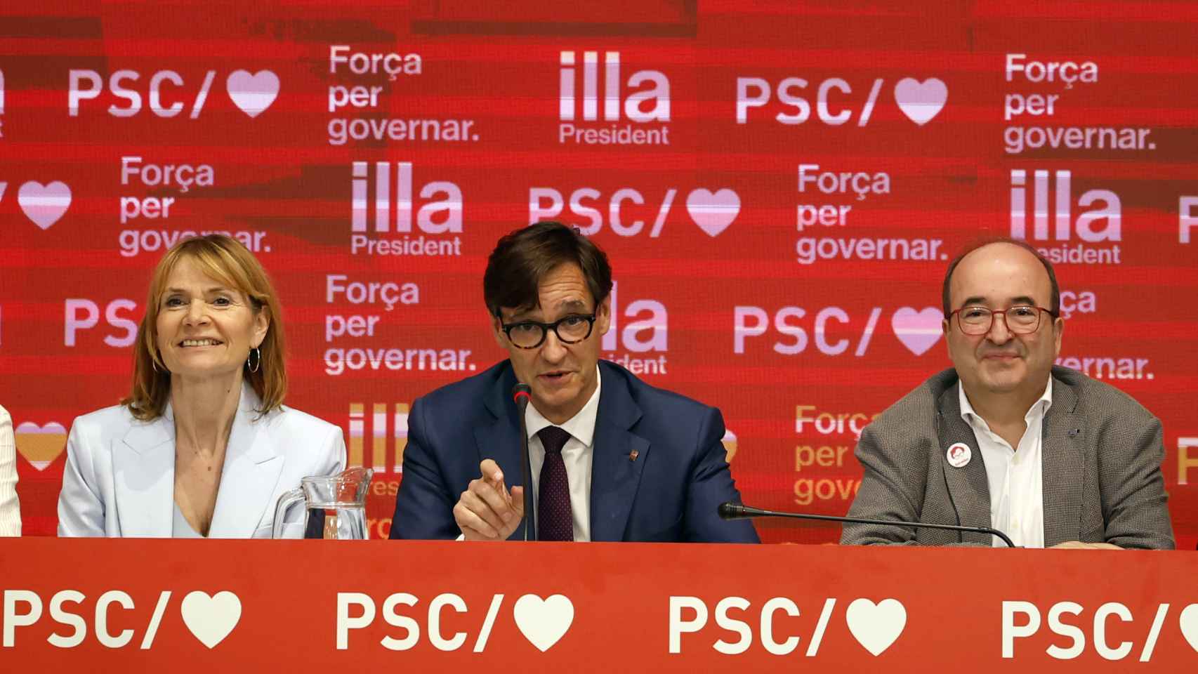 Salvador Illa, primer secretario del PSC, entre Miquel Iceta, presidente, y Llüisa Moret, vicepresidenta.
