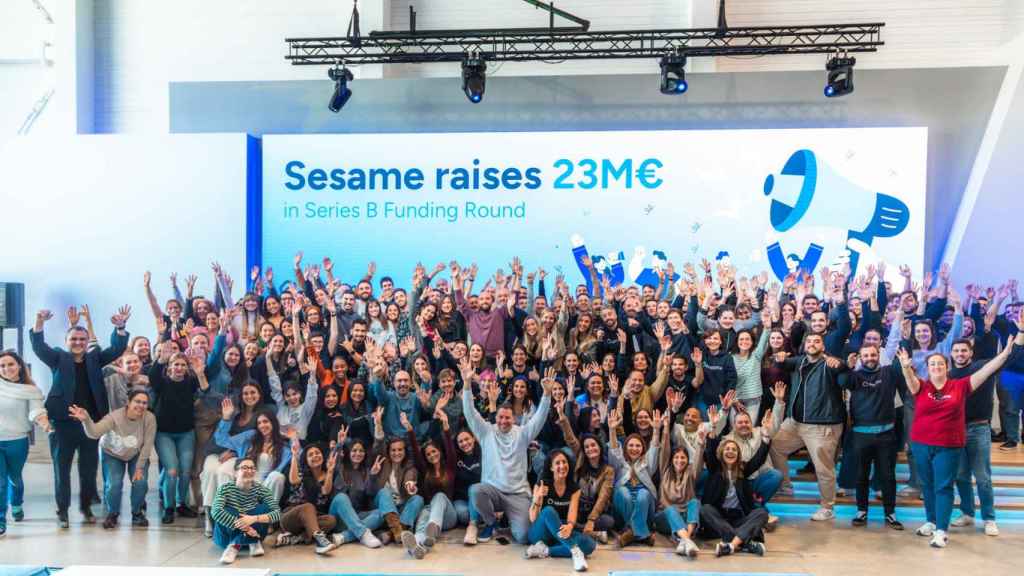 Foto de grupo del equipo de Sesame en su sede en Valencia.
