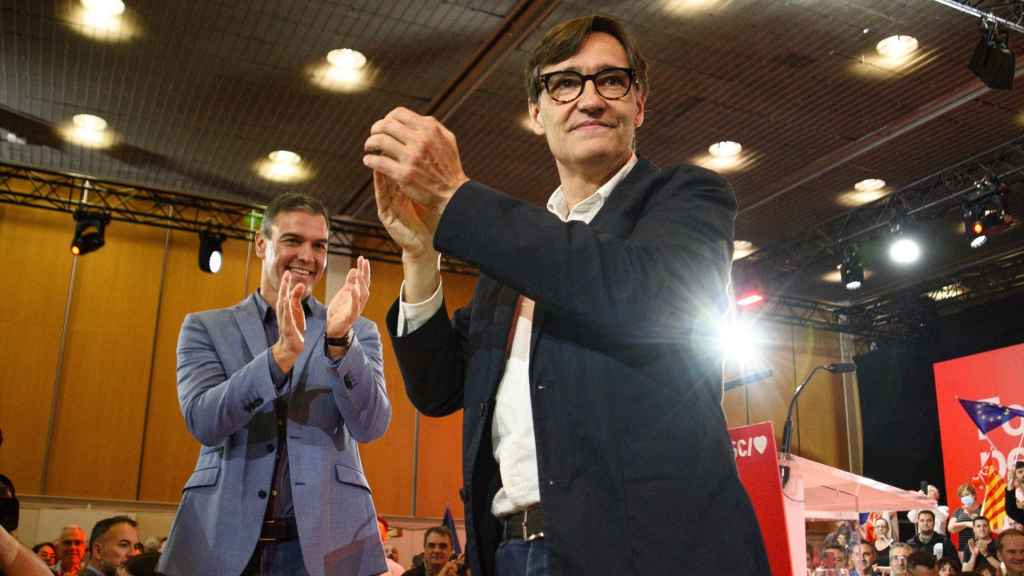 Pedro Sánchez y Salvador Illa, el pasado 18 de mayo en un acto de campaña de las elecciones catalanas.