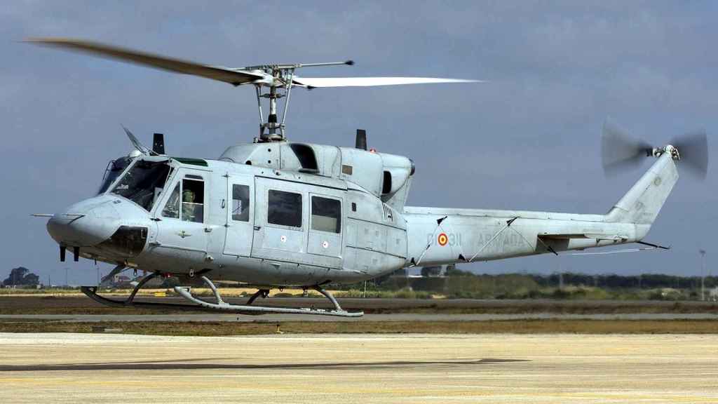 Agusta 212, modelo hermano del Bell 212 de la Armada española