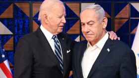 Joe Biden y Benjamin Netanyahu en una reunión el 18 de octubre de 2023 en Tel Aviv.
