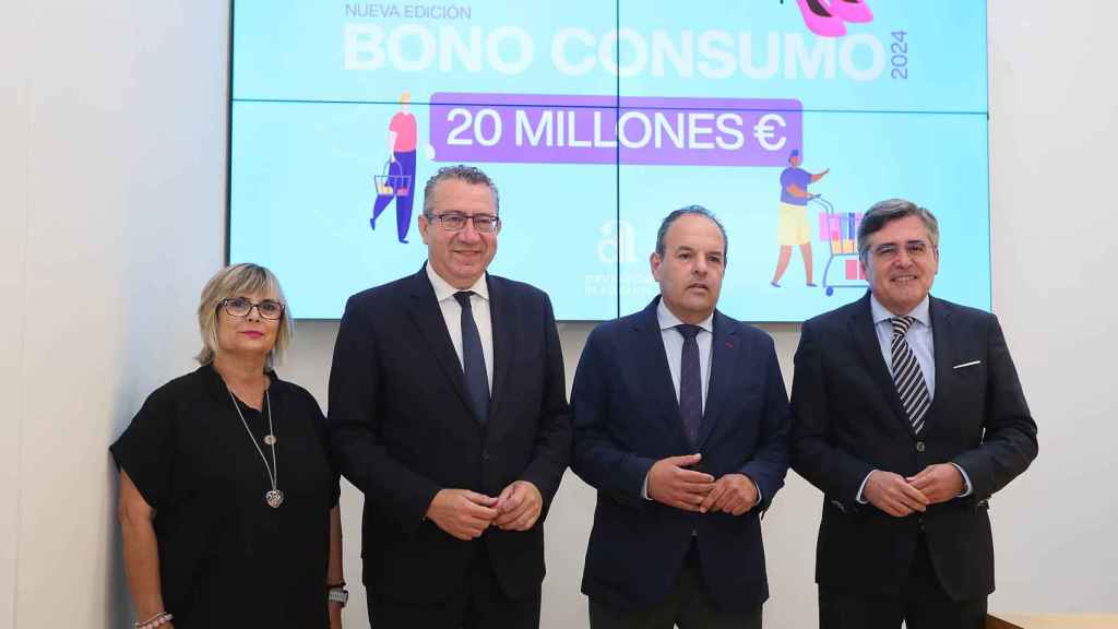 La presentación del Bono Consumo en la Diputación de Alicante.