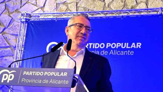 El presidente del PP en Alicante celebra que Feijóo escoja la provincia para el arranque de las elecciones europeas.