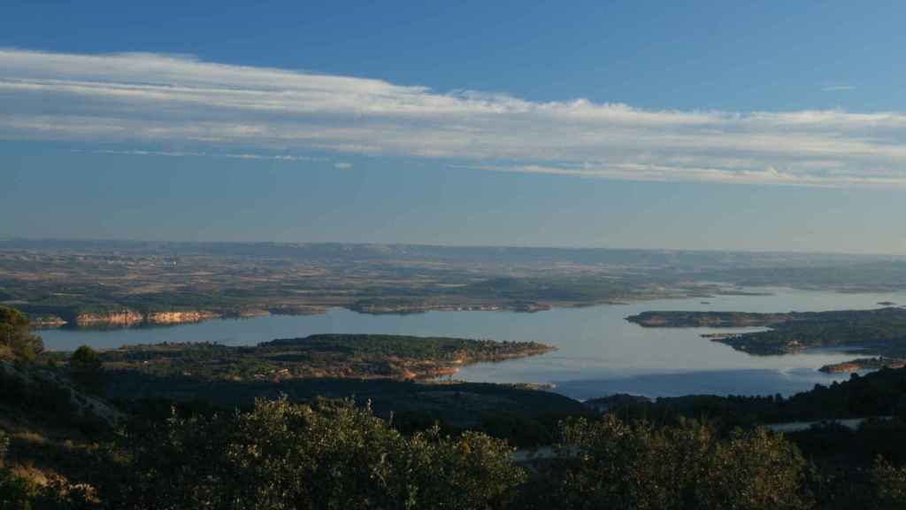 Imagen del embalse de Buendía.