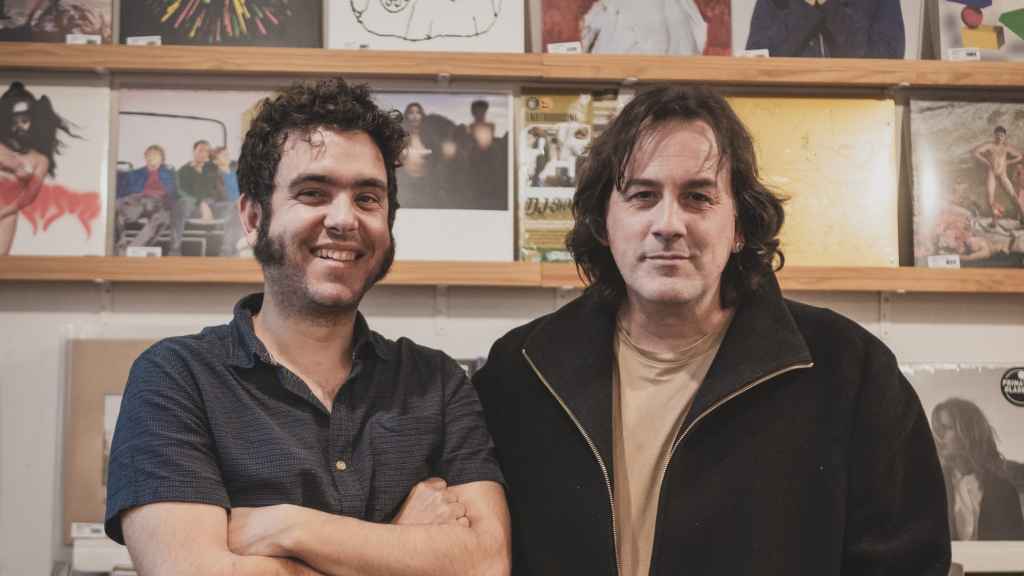 Javier Macipe e Isaki Lacuesta, en Molar Discos & Libros. Foto: Rodrigo Mínguez