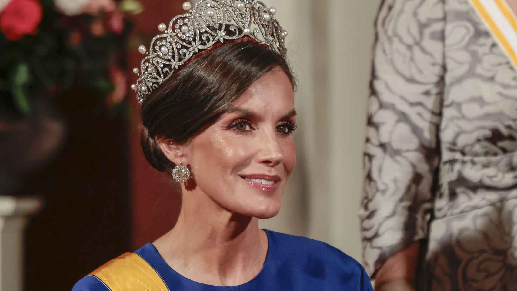 La reina Letizia vestida por The 2nd Skin Co. en su viaje de Estado a Países Bajos.