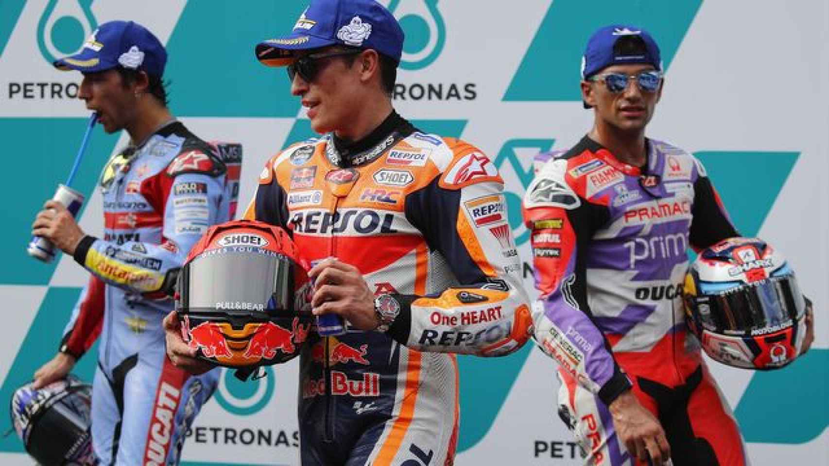 De izquierda a derecha: Bastianini, Márquez y Martín.