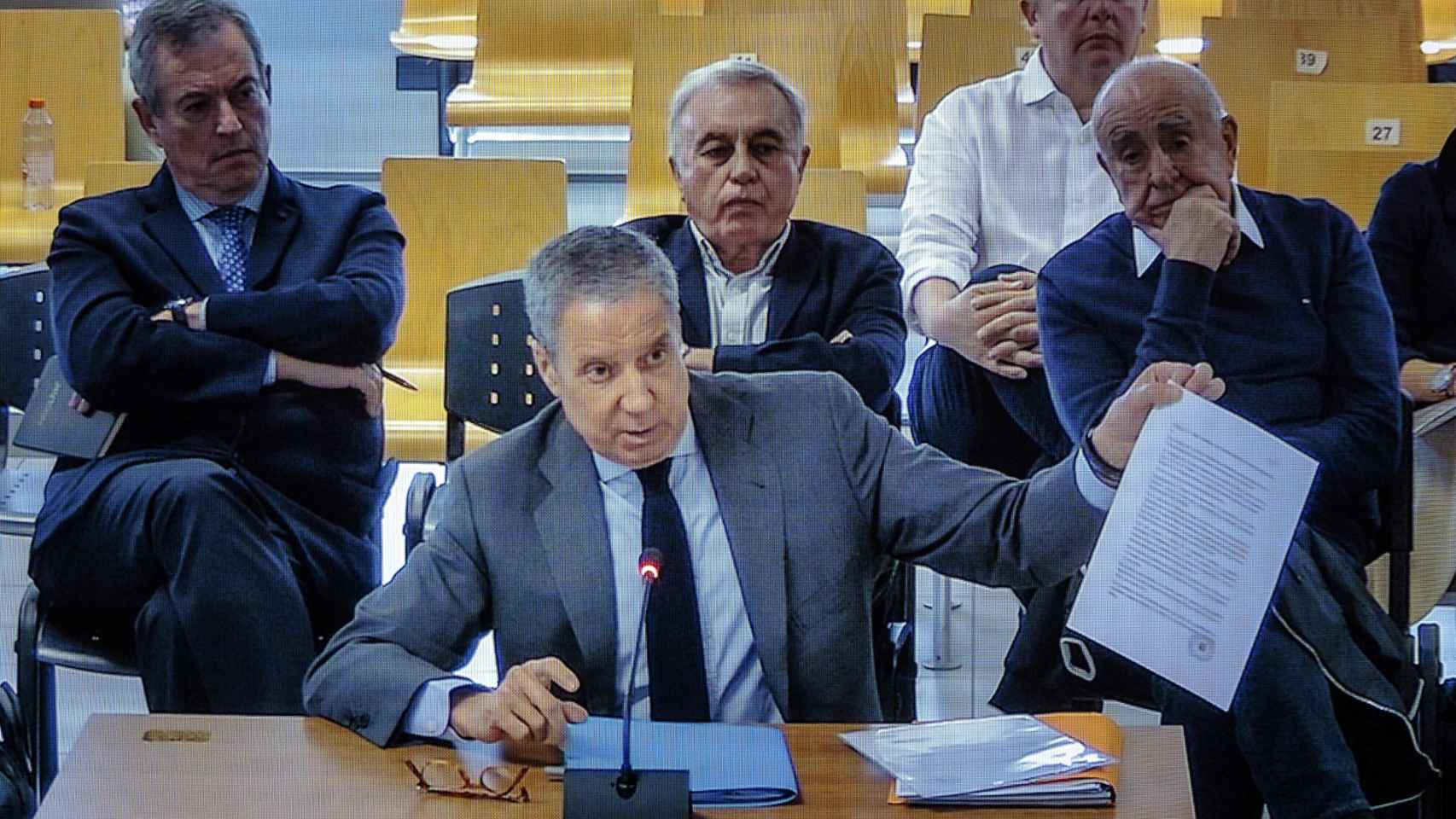 Eduardo Zaplana declara en el juicio celebrado en Valencia.