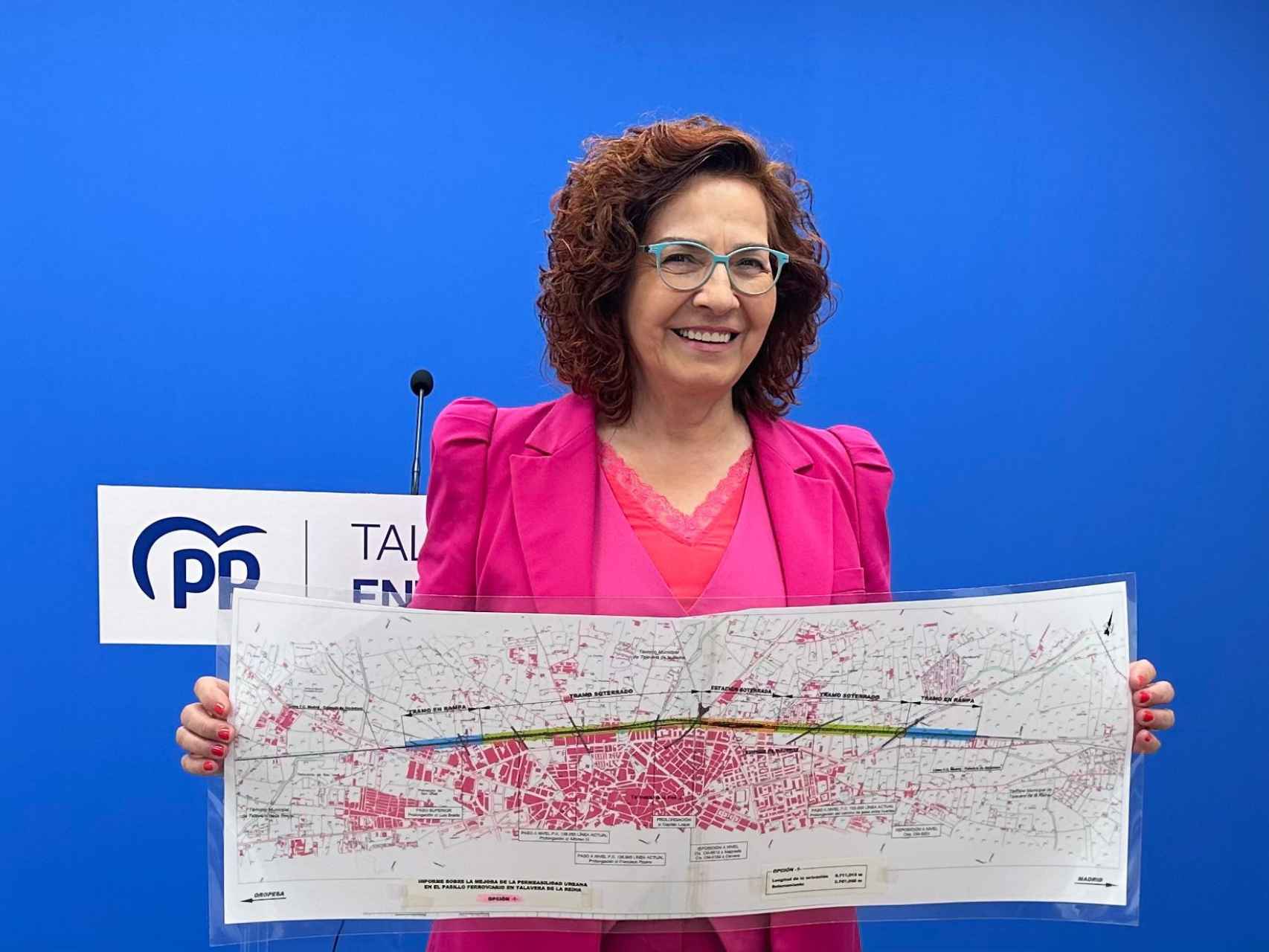 La senadora talaverana del PP Carmen Riolobos, este miércoles en rueda de prensa