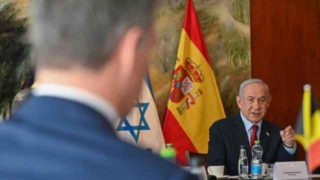 El primer ministro israelí, Netanyahu, en una reunión con el presidente Sánchez.