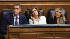 Pedro Sánchez, María Jesús Montero y Yolanda Díaz, este miércoles en el pleno del Congreso.