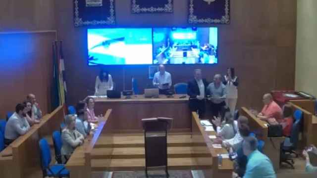 Pleno de la moción de censura en Arahal.