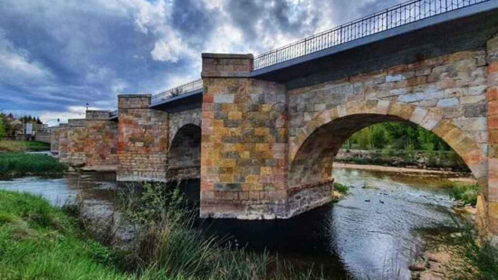Imagen del puente medieval