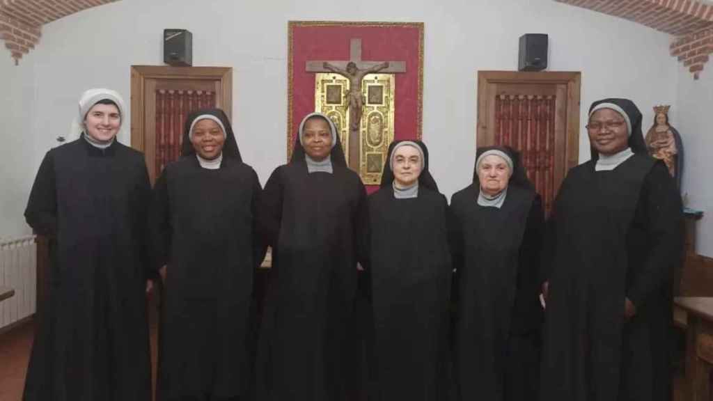 Una fotografía de las monjas del Monasterio de Santa Cruz, en Sahagún (León).